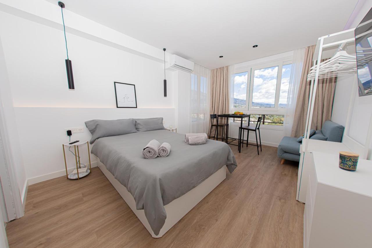 Modern Apartment With Stunning Views Marbella Esterno foto